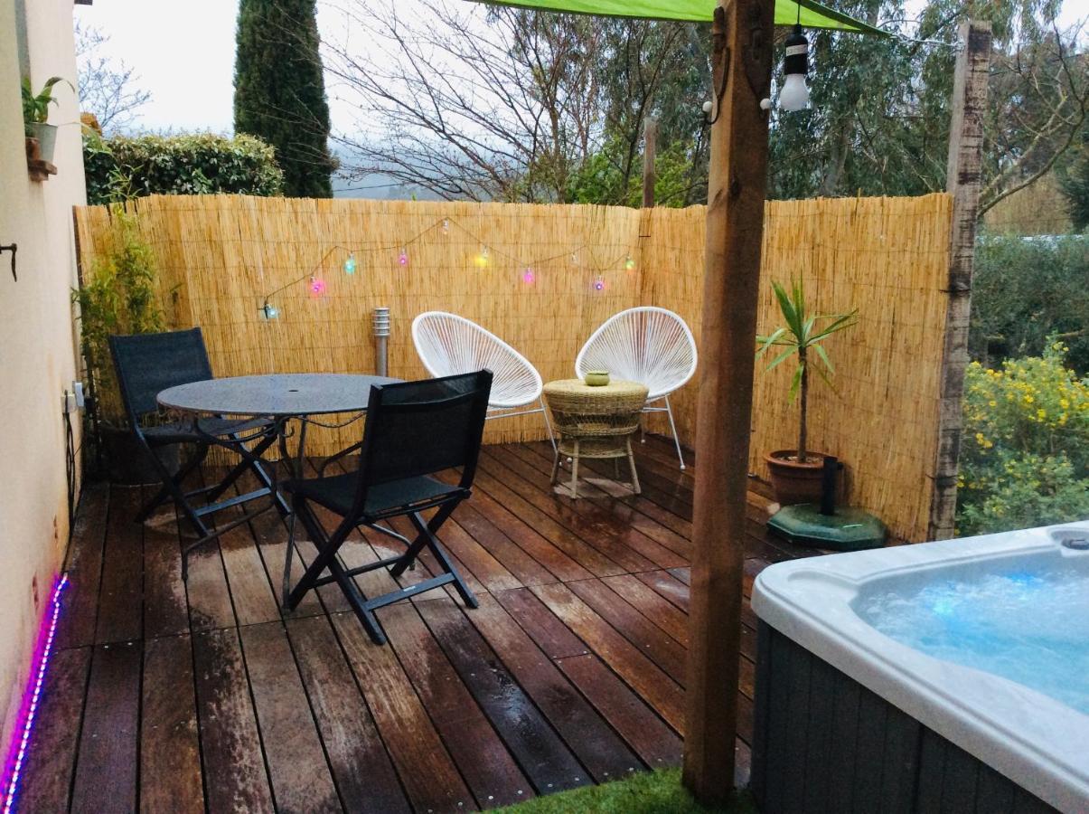 L'Oustaou B&B Piscine & Spa Besse-sur-Issole Exterior photo