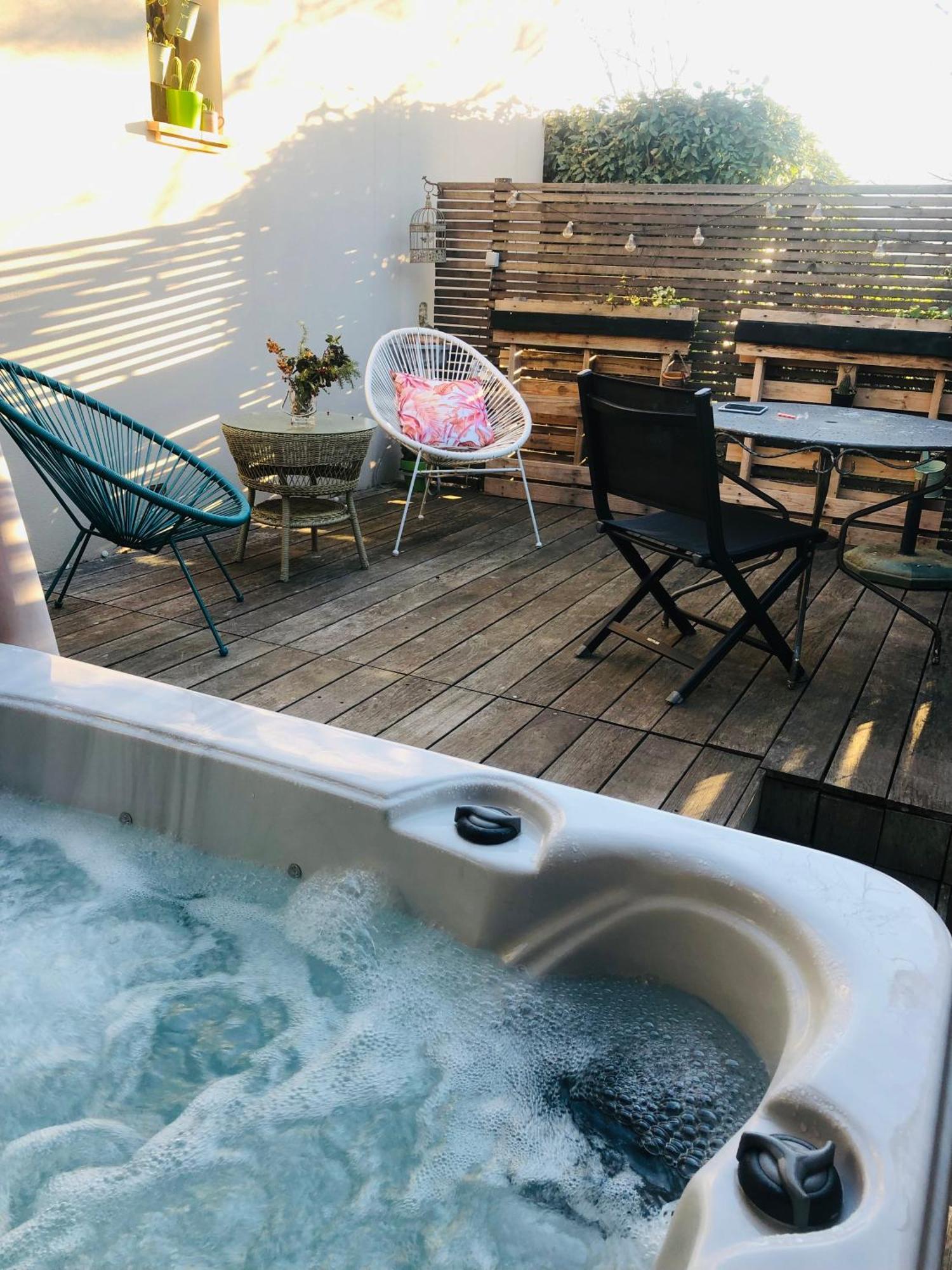 L'Oustaou B&B Piscine & Spa Besse-sur-Issole Exterior photo